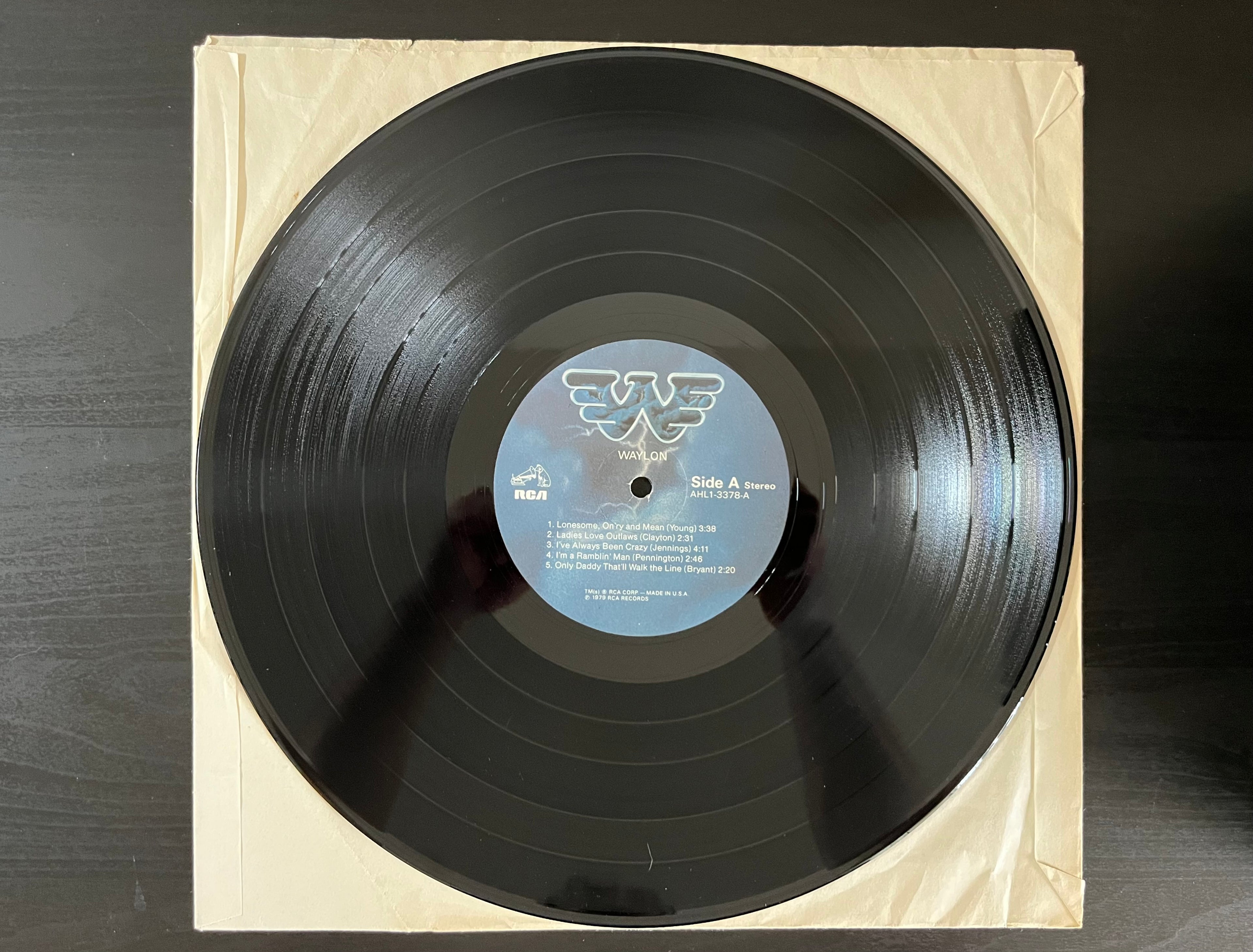 Greatest Hits (1979) - Waylon Jennings APLI3378